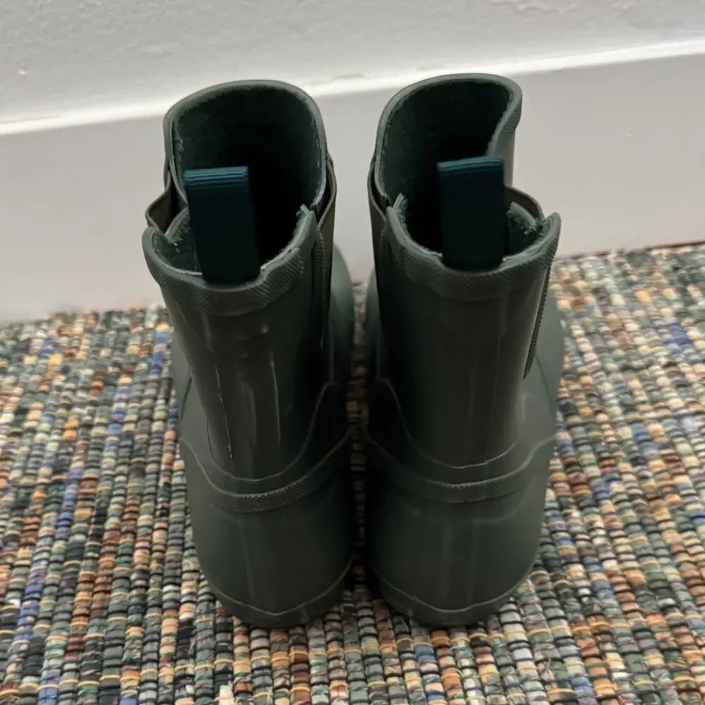 XeroShoes Women's Gracie Minimalist Rain Boot in Hunter Green Size 10